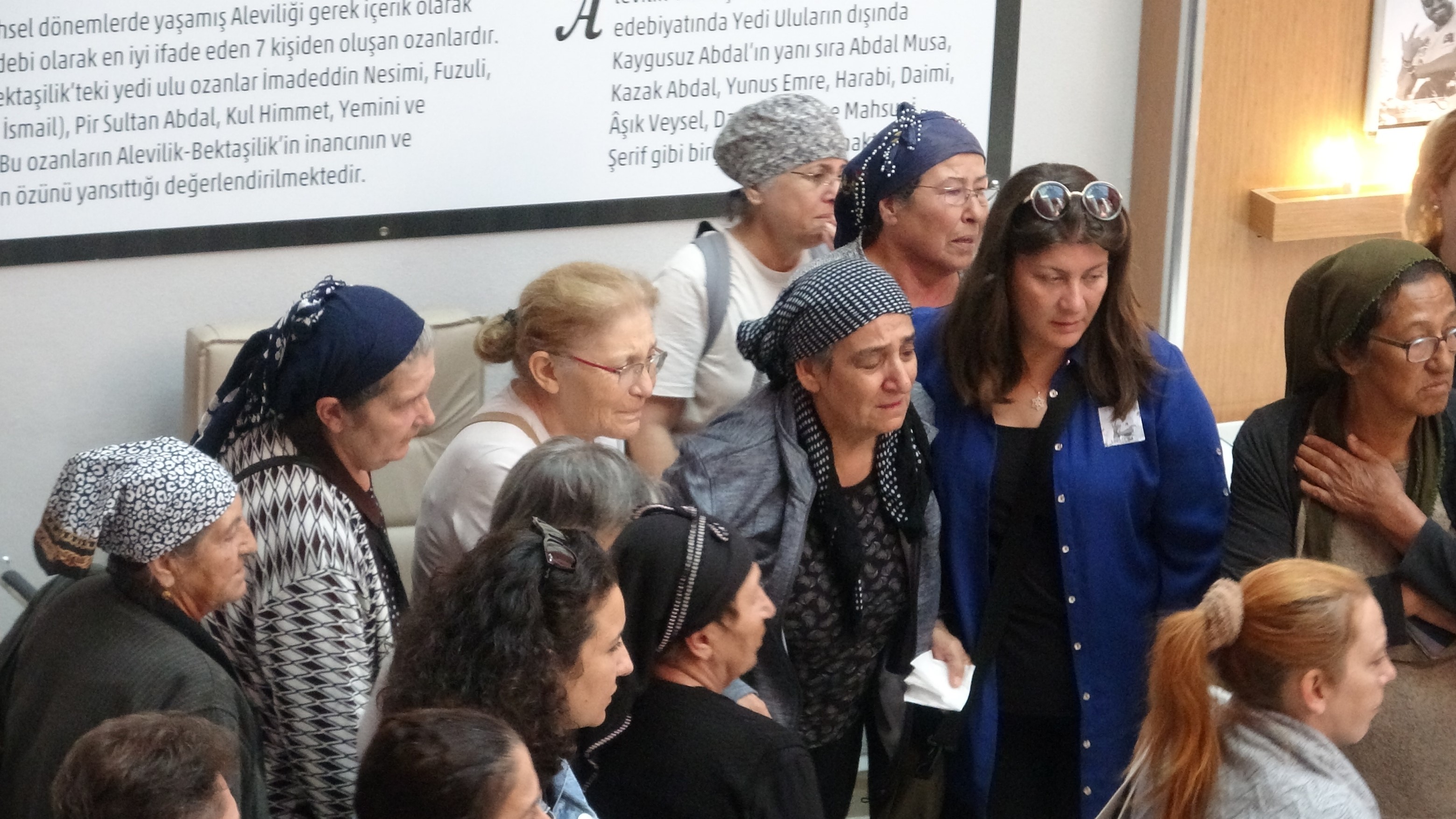 Babasininkabriniziyaretettidonusyolundayasaminiyitirdi