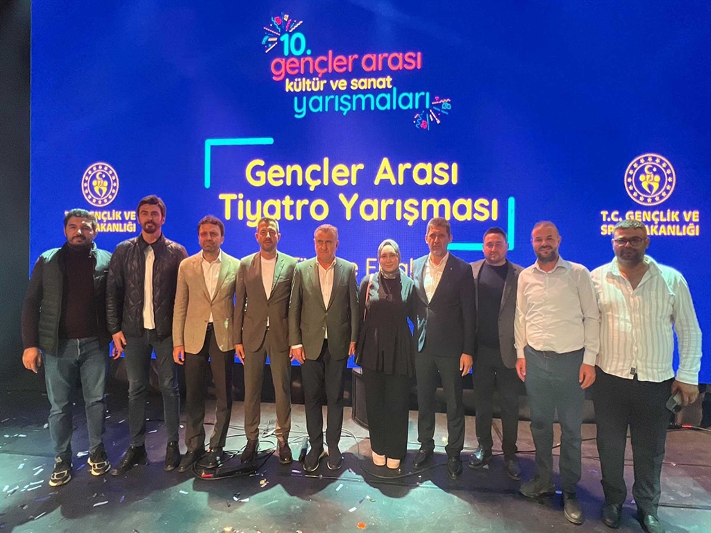 Bakanbakgenclerturkiyeyuzyılınıngucuolacak