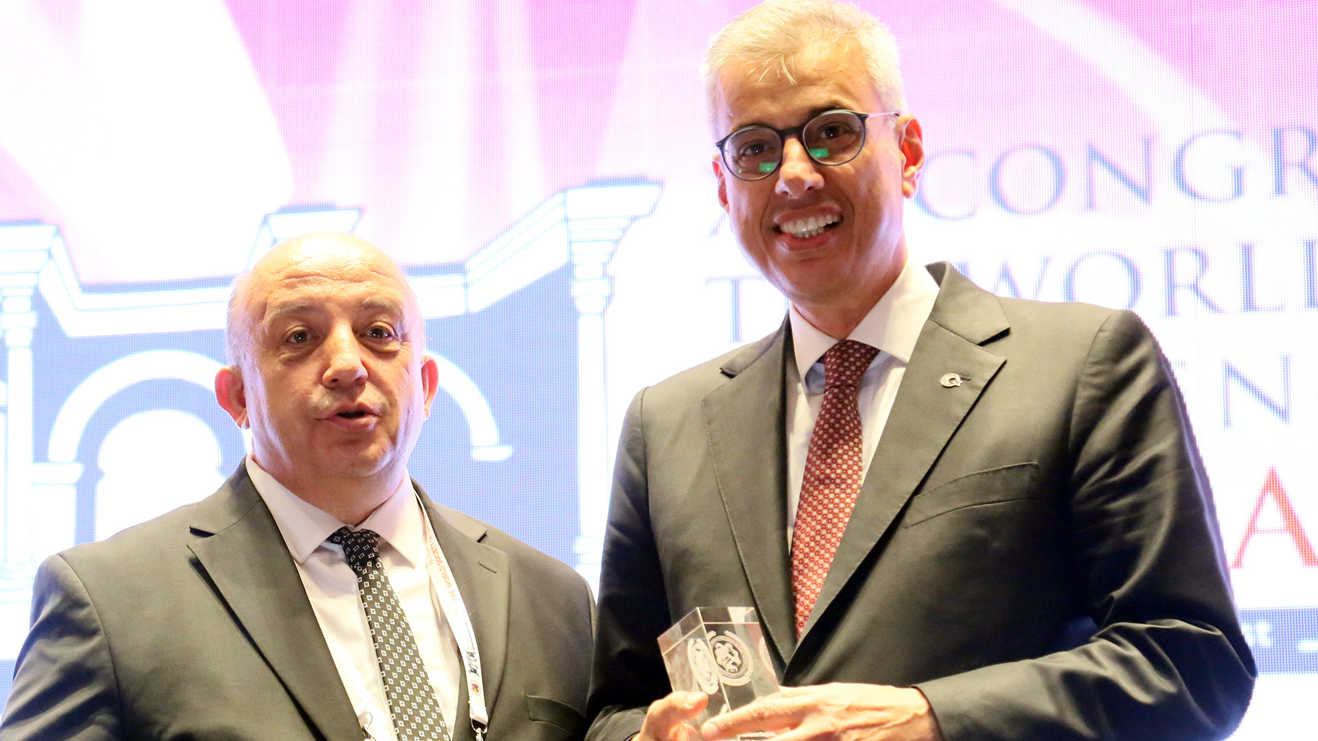 Bakanmemisoglubizlerdyuunyaniniyiliktarafindayiz-2