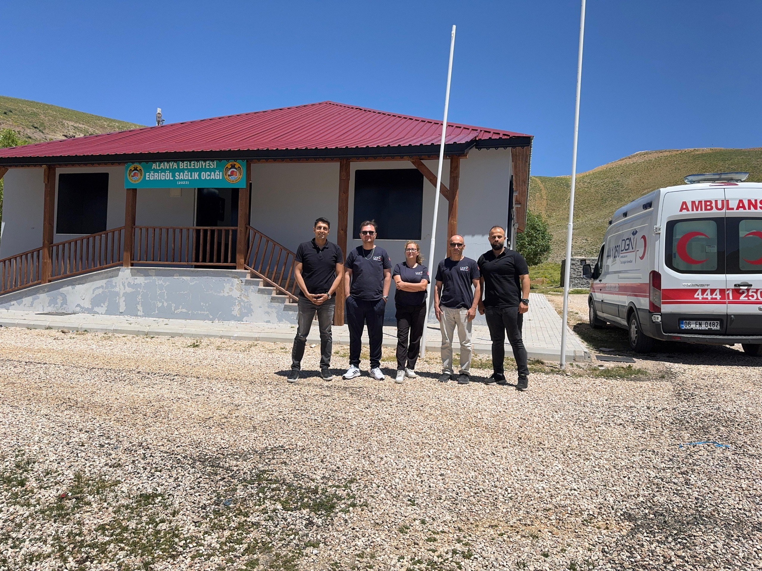 Binlercevatandasahizmetedildi