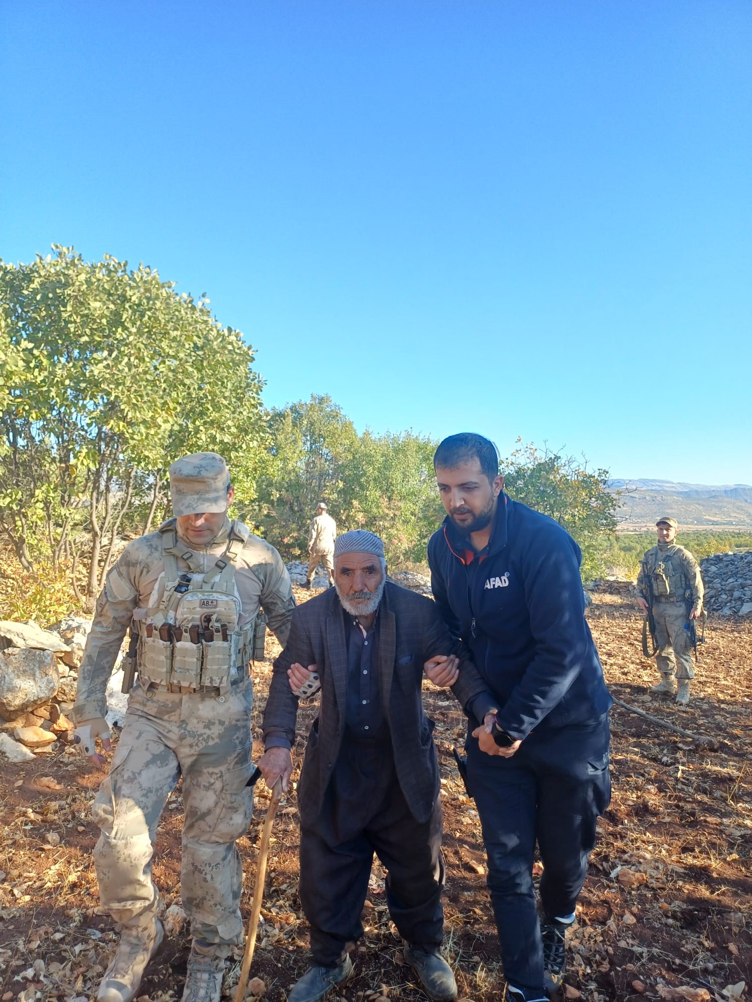 Calıtoplarkenbulundu