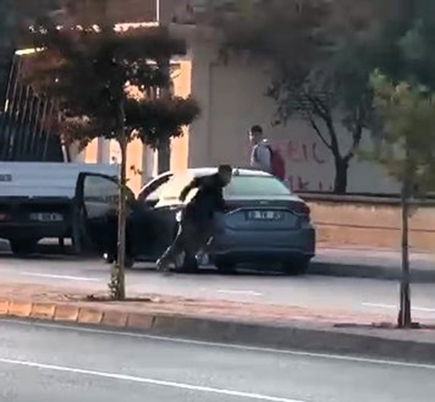 Cocuklarininyanindamermiyagdirdilar