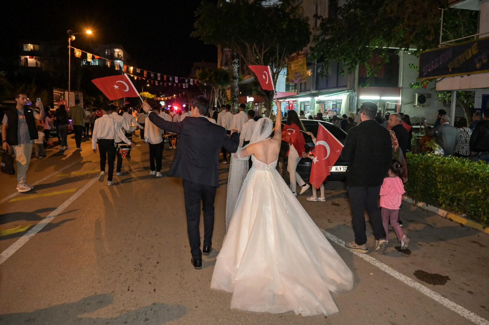 Demredegelinleddamatfeneralayinakatildi