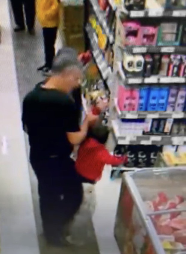 Eskisehirdemarkettecocugunutekmeledi