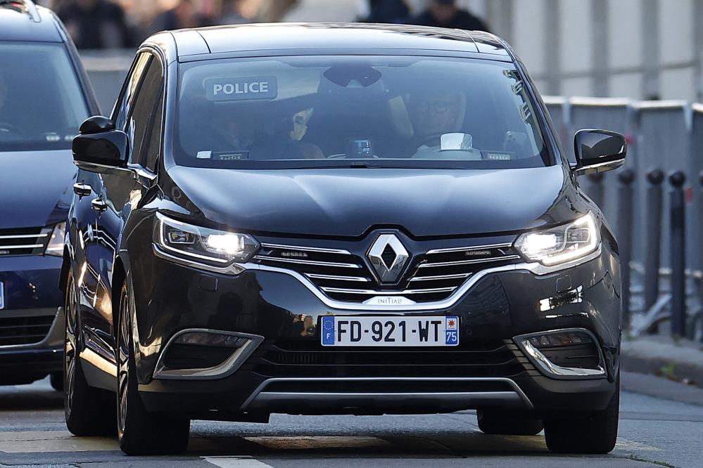 Fransaeskicumhurbaskanihapsegirdi