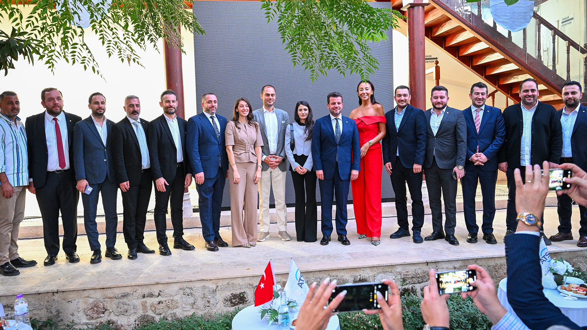 Gencgirisimcilerantalyadabulustu