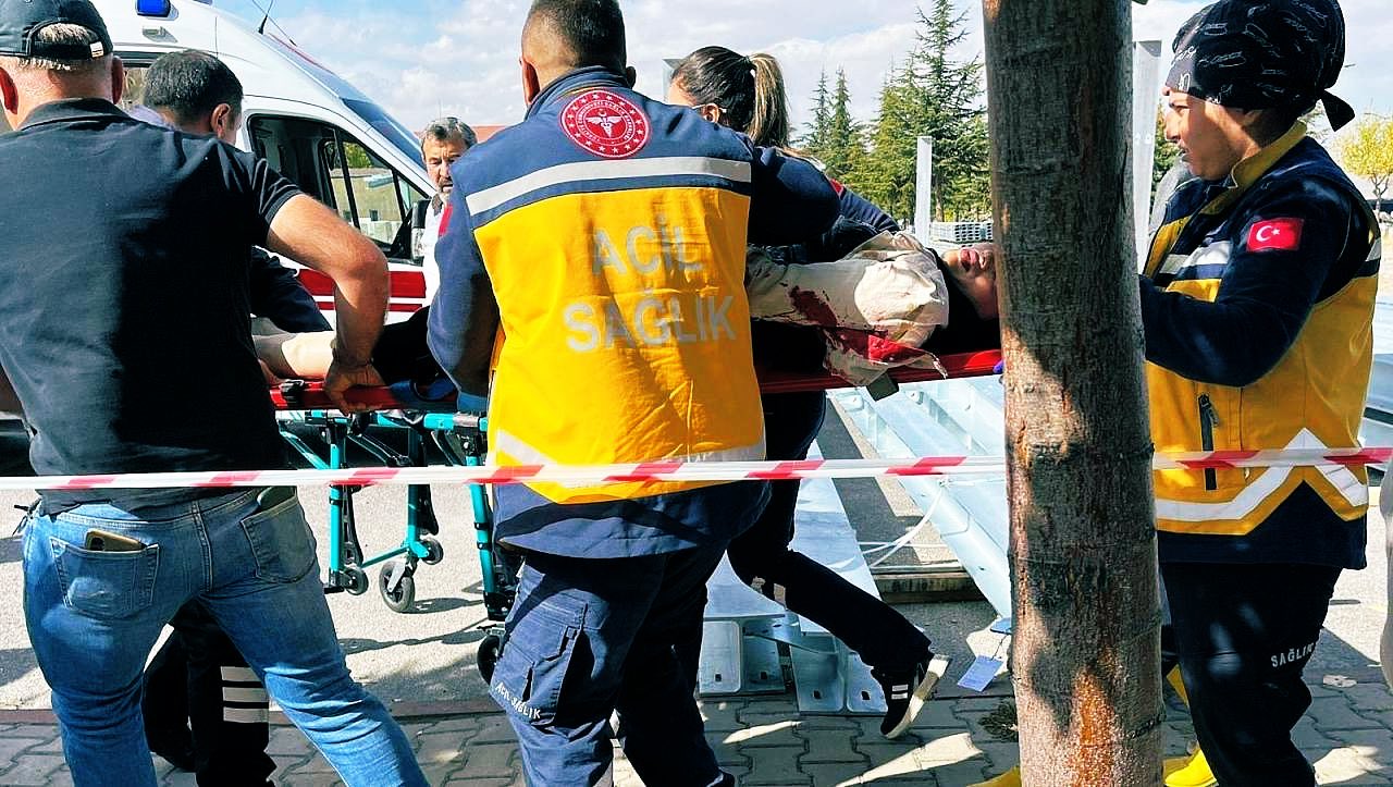 Kadinogrencipompalitufeklevuruldu