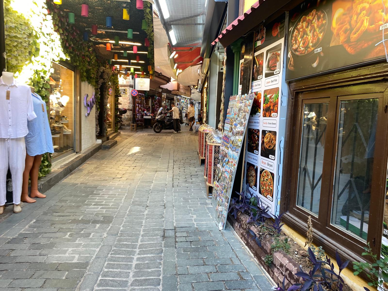 Kaleicindesokaklarıboskaldı