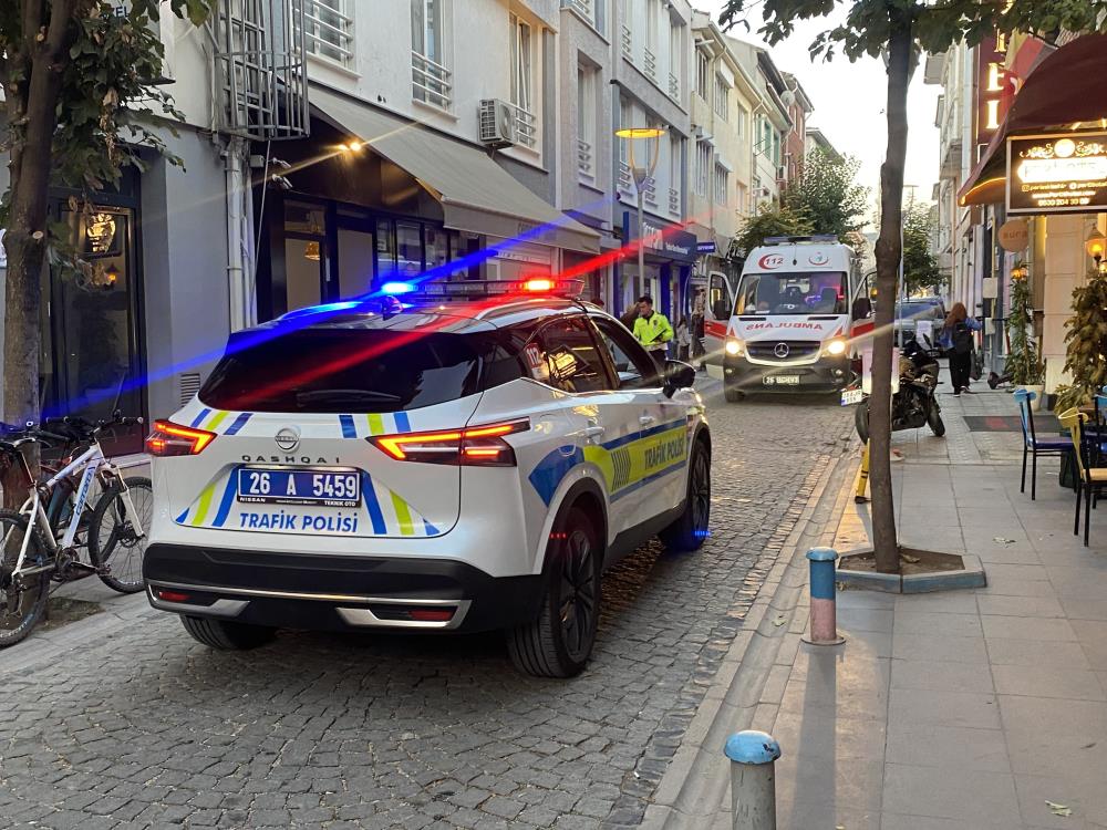 Kediyecarpmamakicincanındanoluyordu