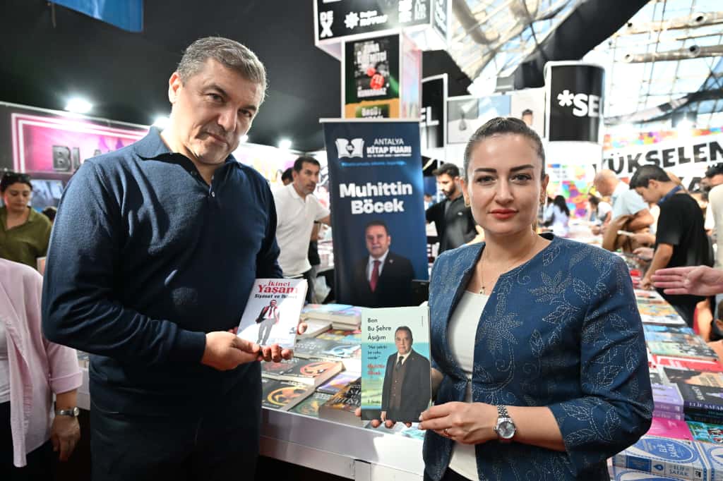 Kitapfuarınaziyaretciakını