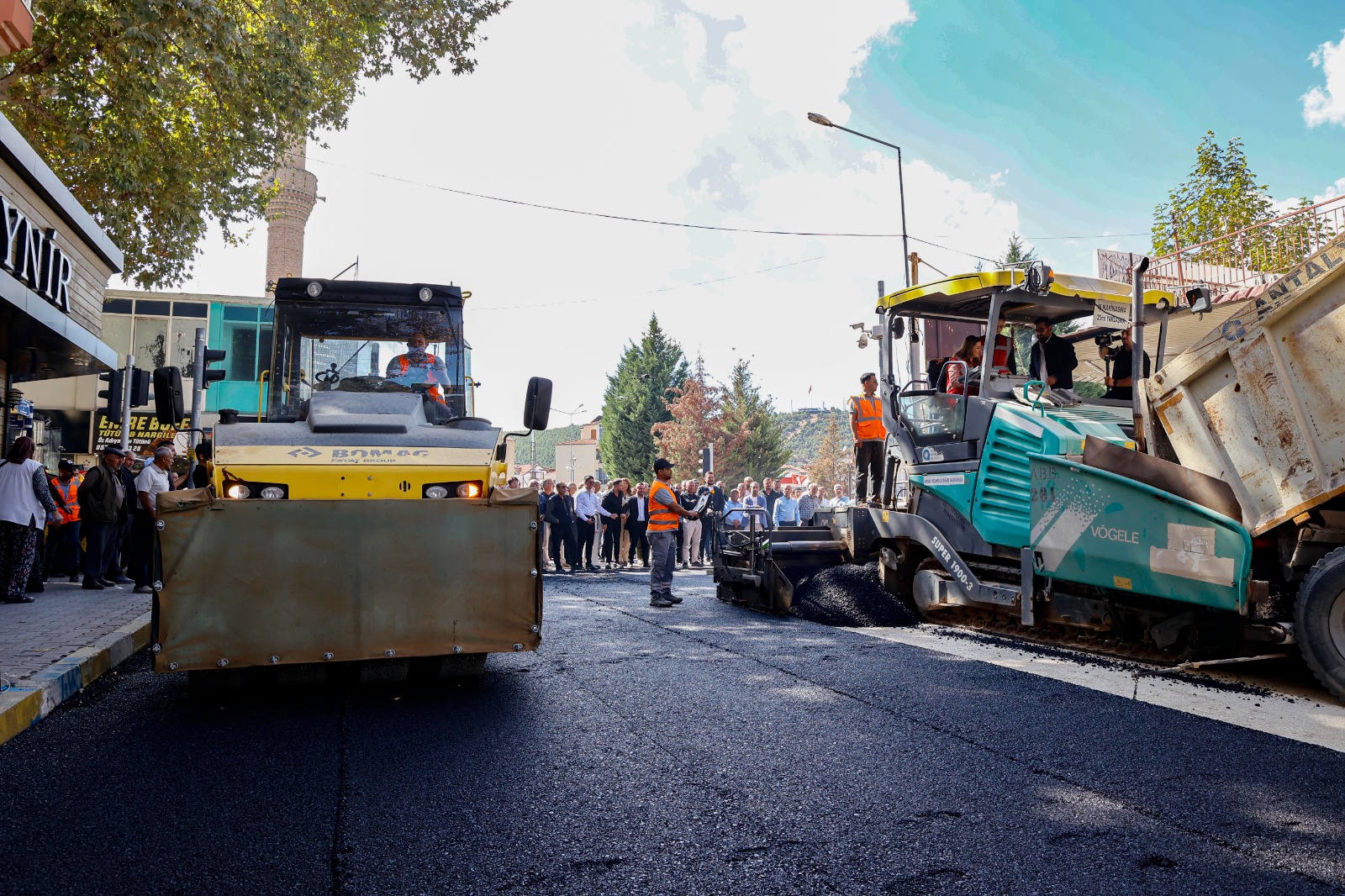 Korkutelindeyeniasfaltcalısmaları
