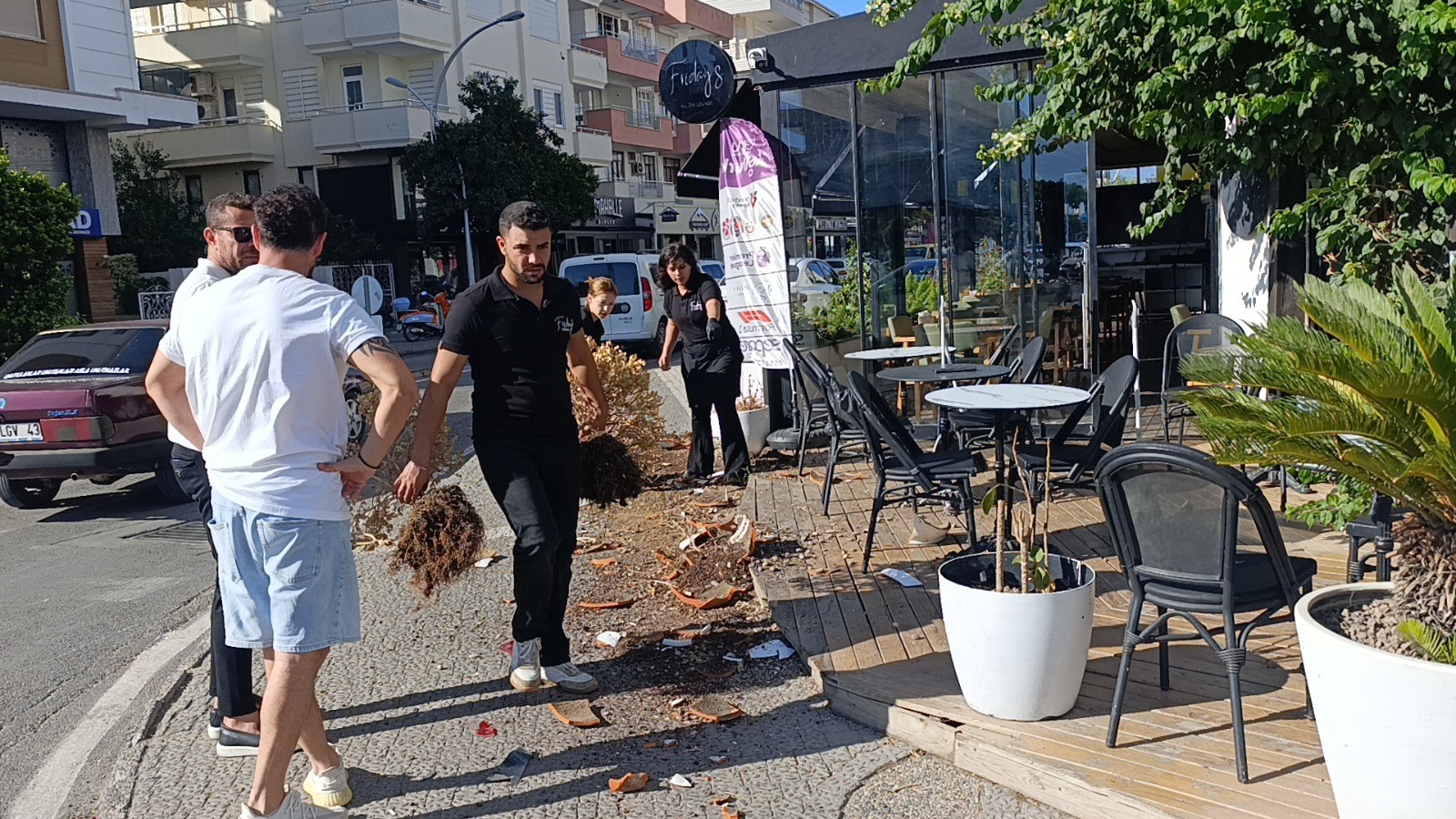 Polisinuyarilarinaragmenuflemedigozaltinaalindi