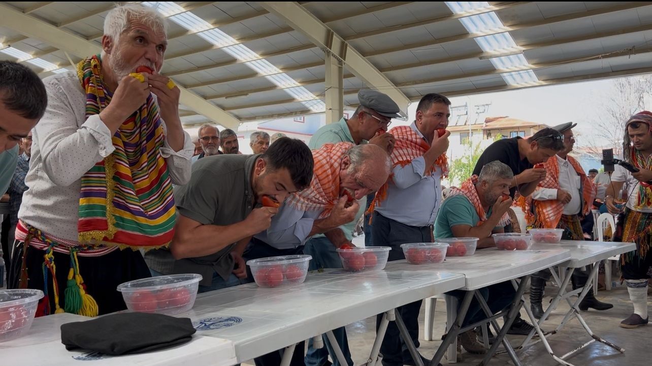 Rekabetindebukadaribiyiklariylayaristilar