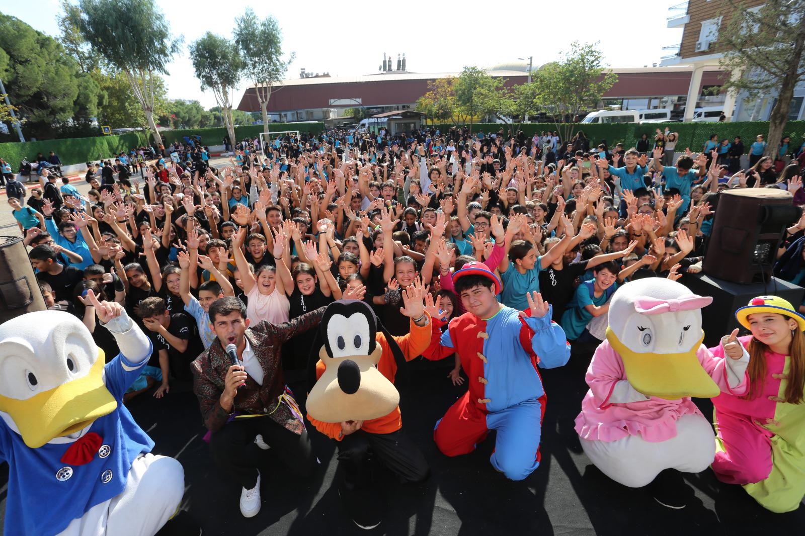 Sahnekepezgeridonduokulokuldolasiyorlar