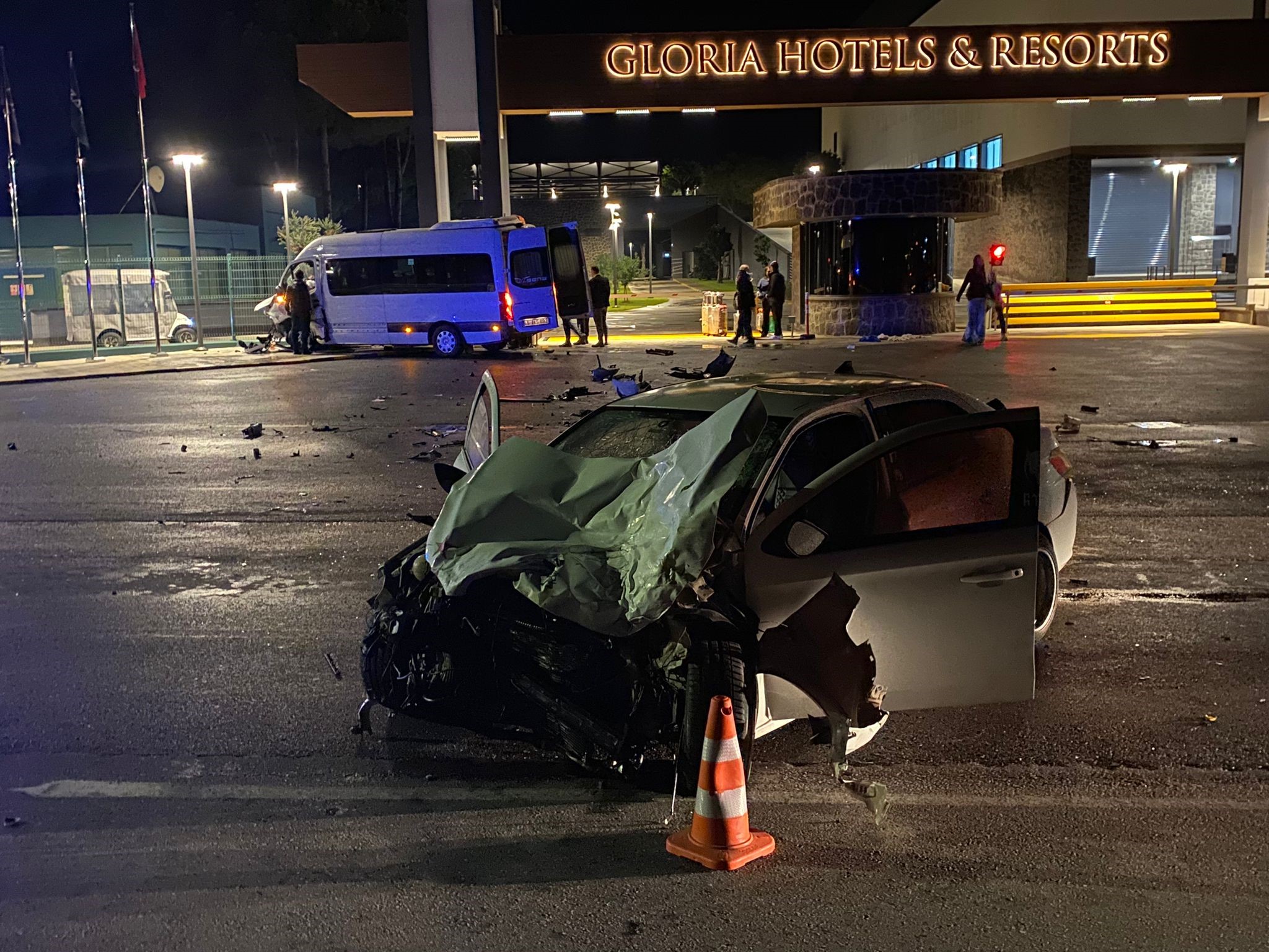 Turistlerinburnubilekanamadi