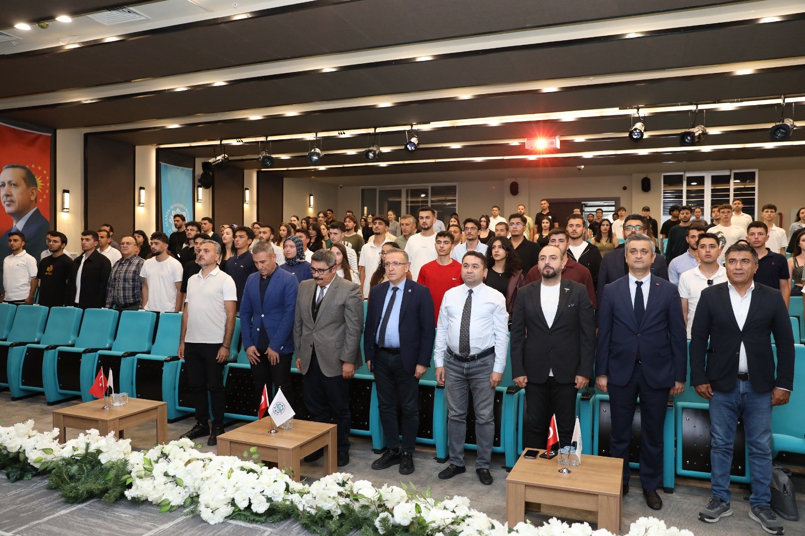 Turksavunmasanayisikonferansiduzenlendi