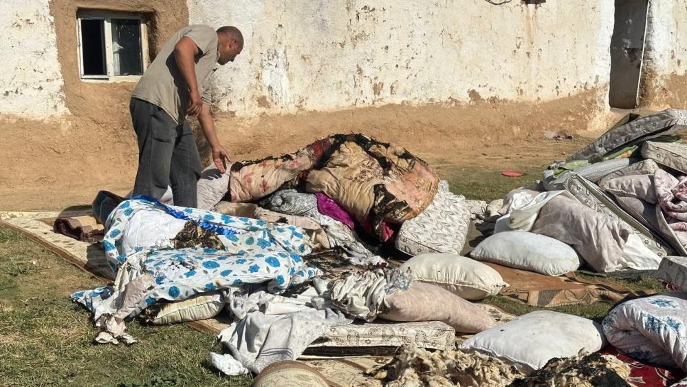 Aileninesyalarıkendikendineyanıyor