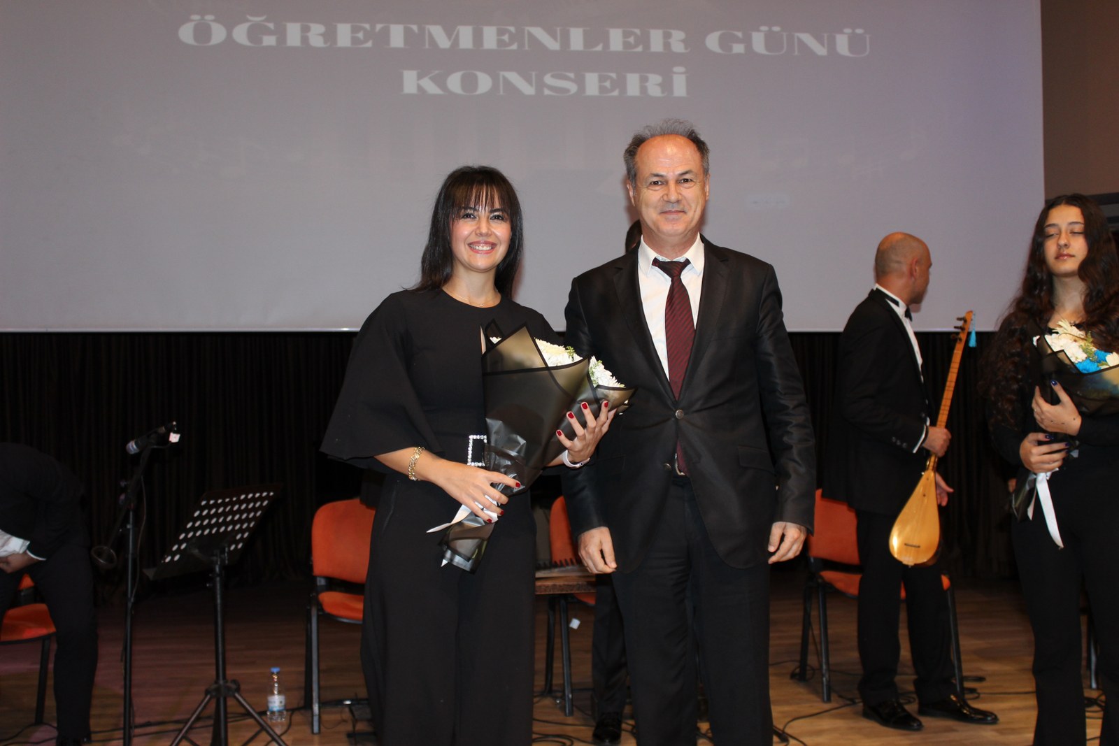 Akdenizuniversitesindenogretmenlerekonser