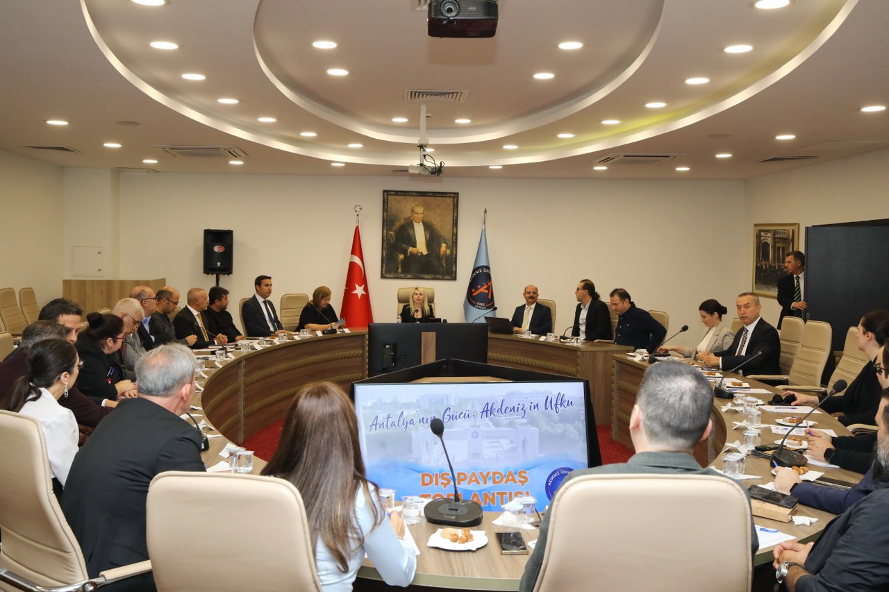 Akdenizuniversitesininprojeleritartisildi