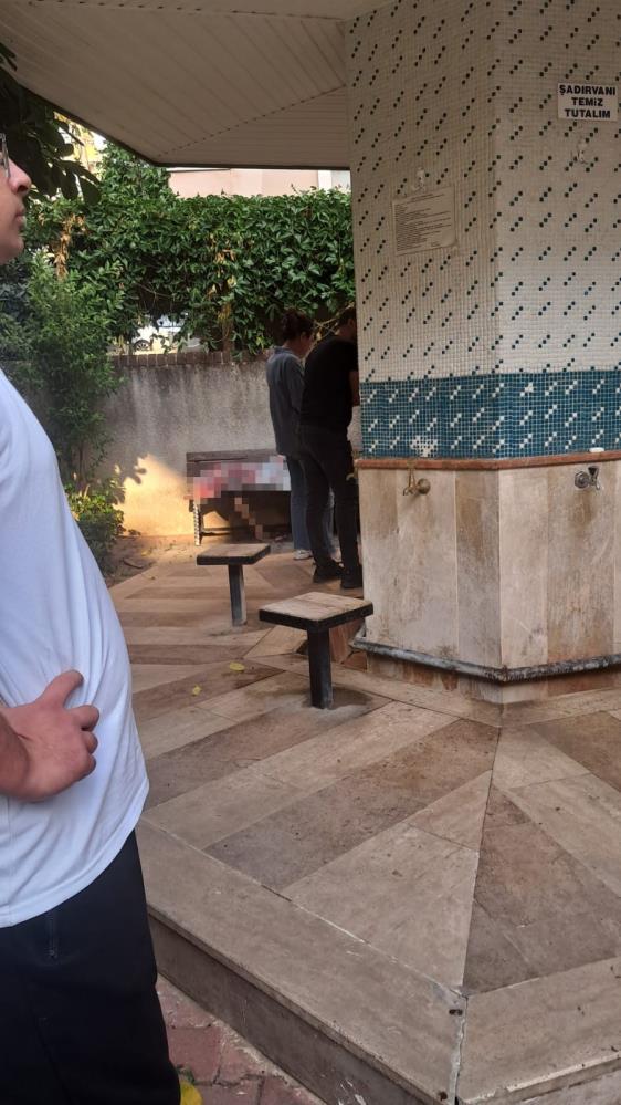 Alanyadabanktahareketsizbulundu