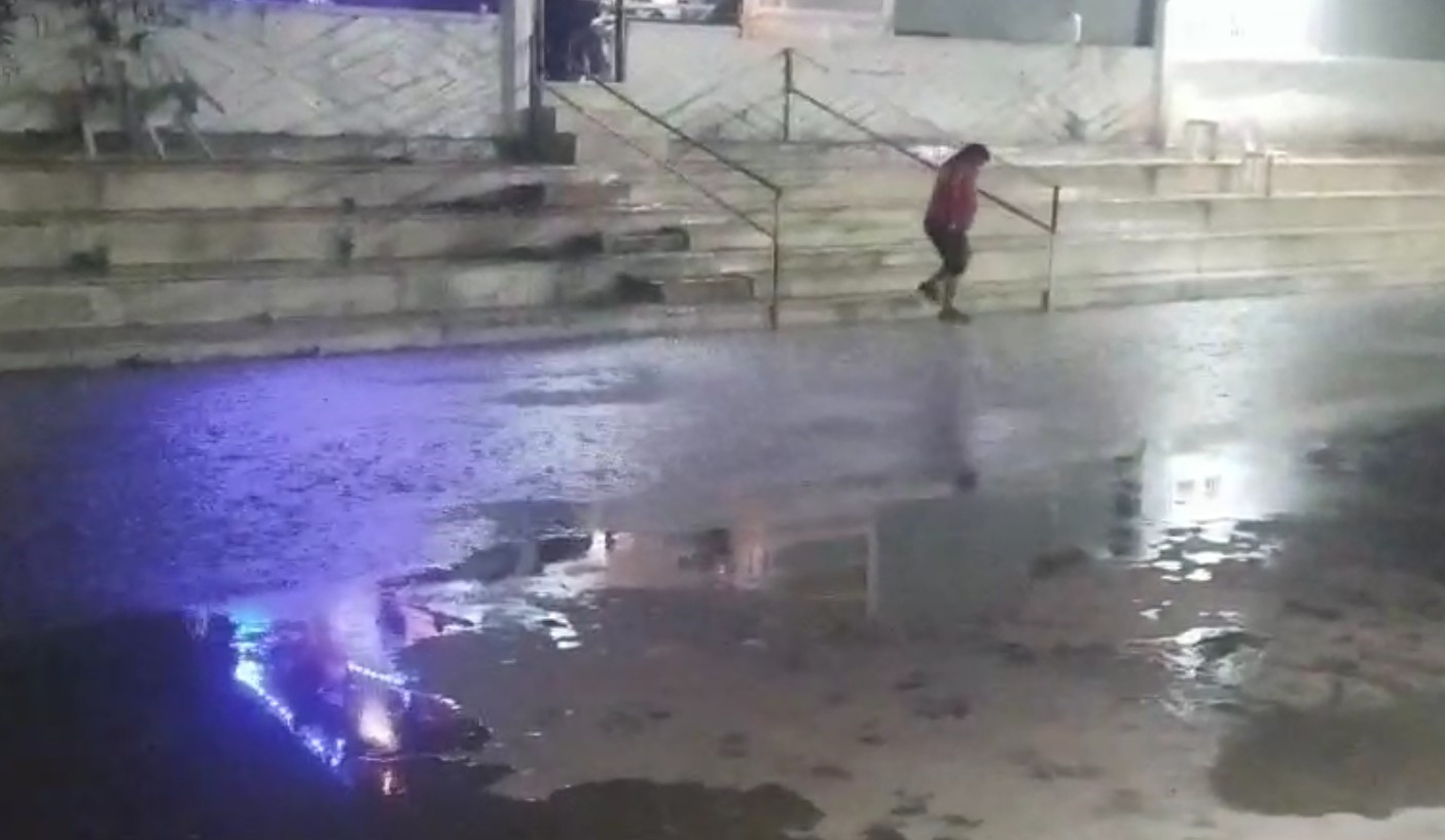 Aldirmadanoynamayadevamettiler