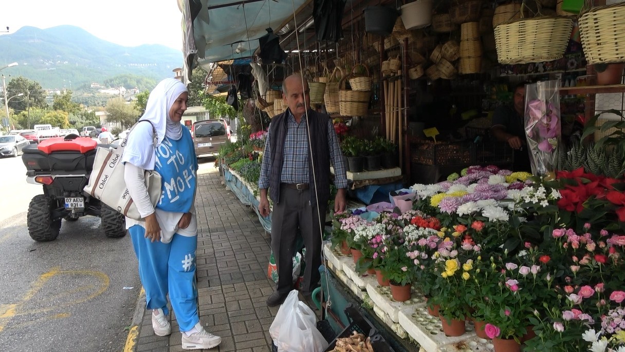 Ansizincamiyegidipmuslumanoldu