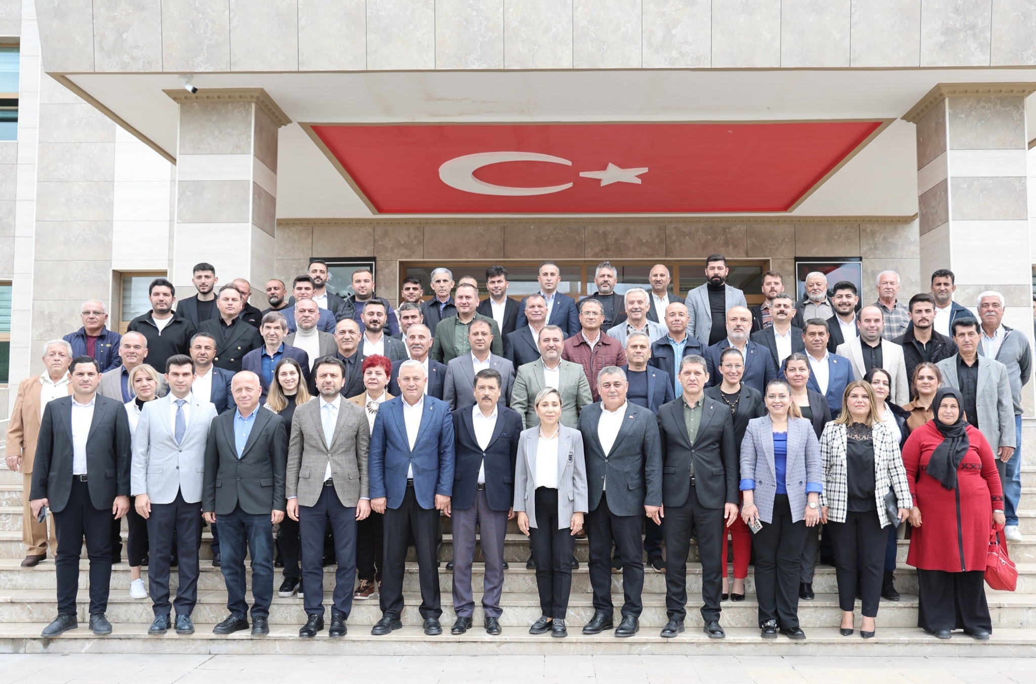 Antalyadaakpartiheyetindenbaskanyildirimahayirliolsunziyareti