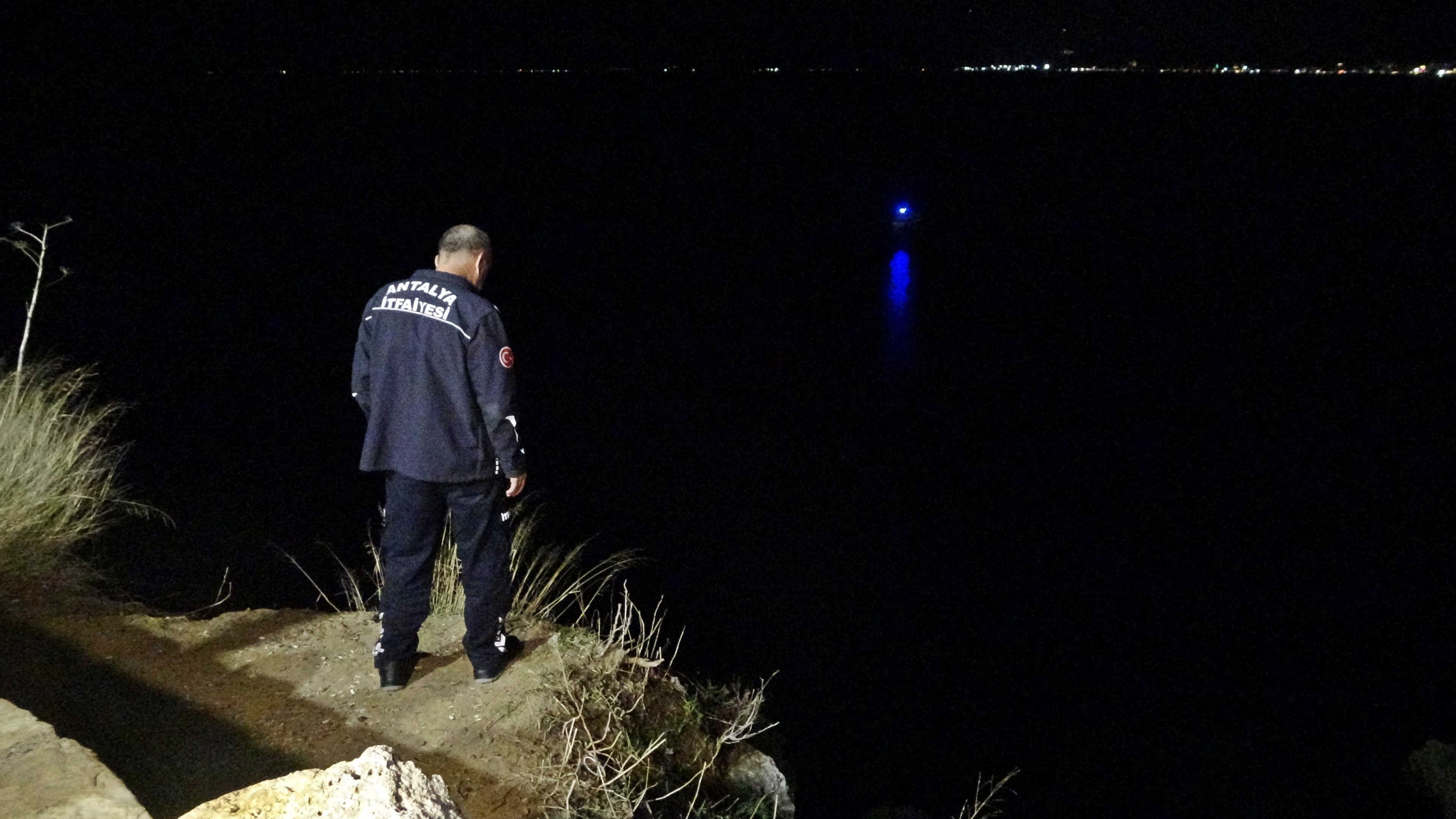 Antalyadabirgencfalezlerdenatladi