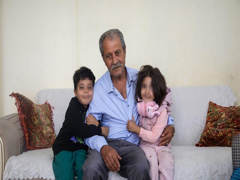 Antalyadadedeyeyardimeliuzandi