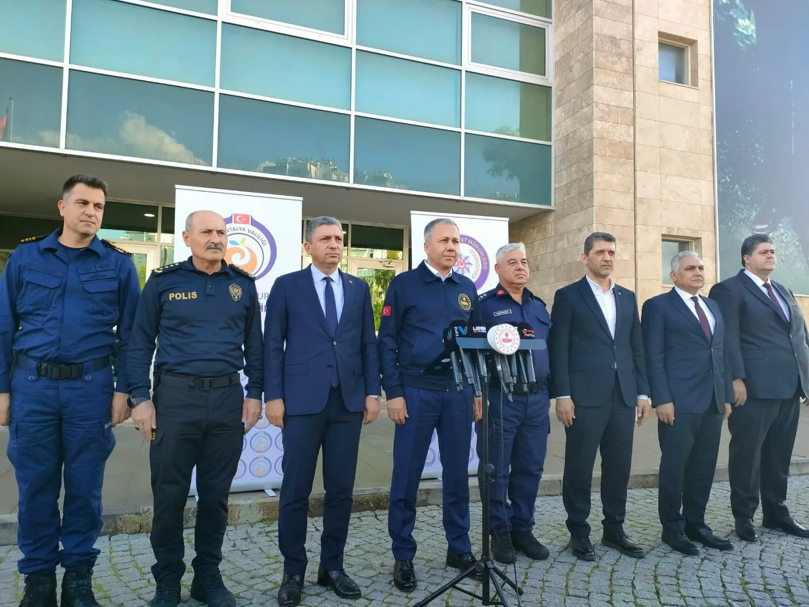 Antalyadanarkotikoperasyonuduzenlendi