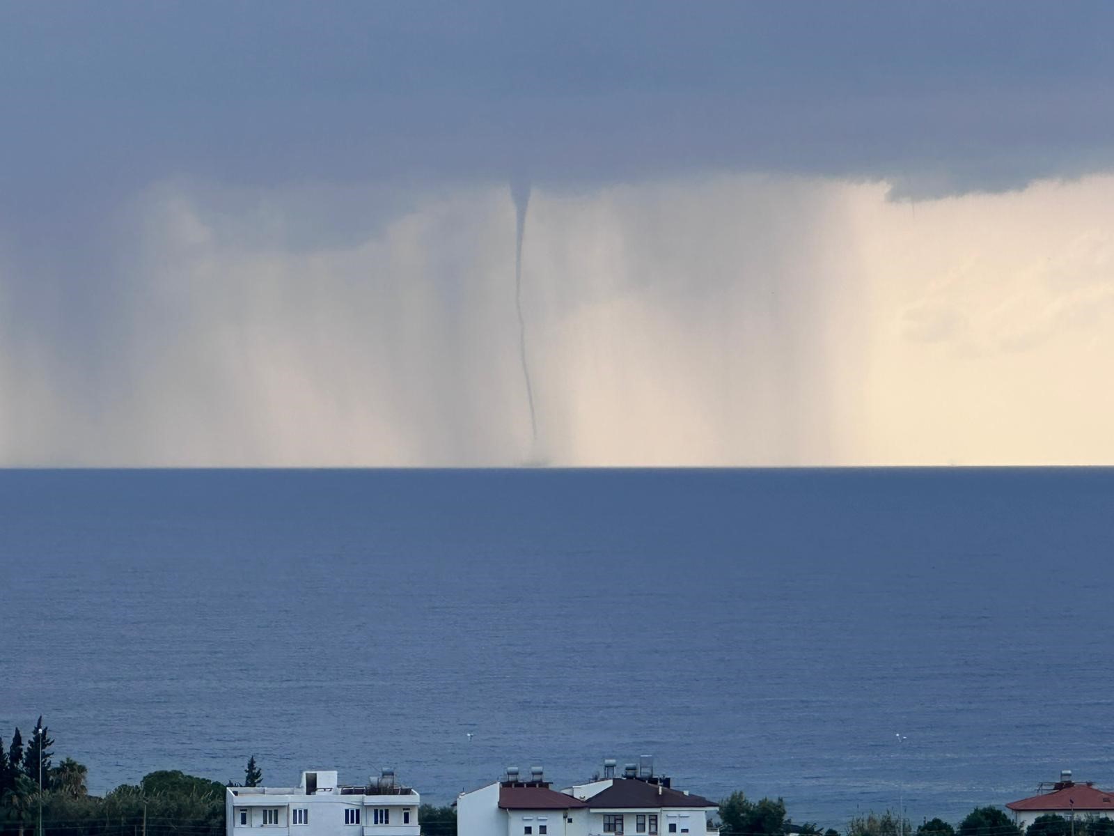 Antalyadavatandasşarkiyametkoptusandi