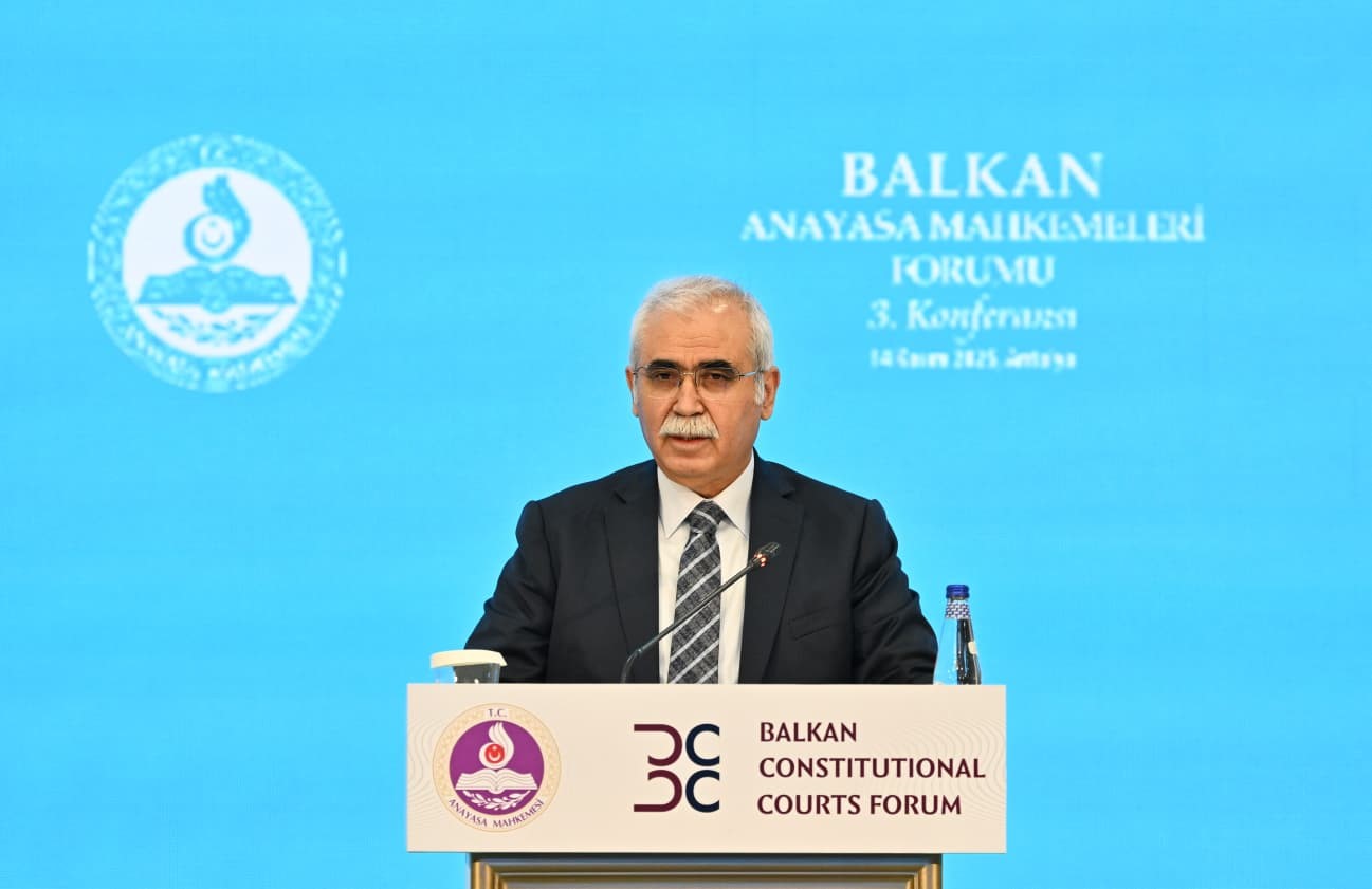 Aymbaskanikadirozkaadegerlendirmelerdebulundu