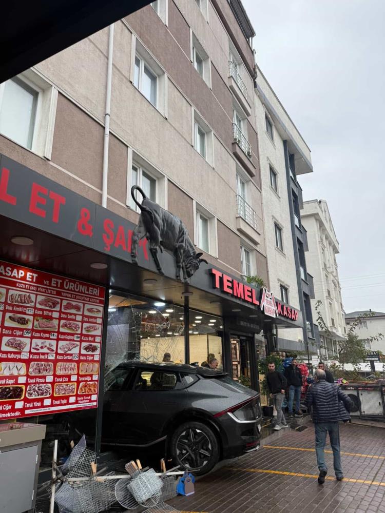 Dukkanaaracgirdiezilmektensonandakurtuldu