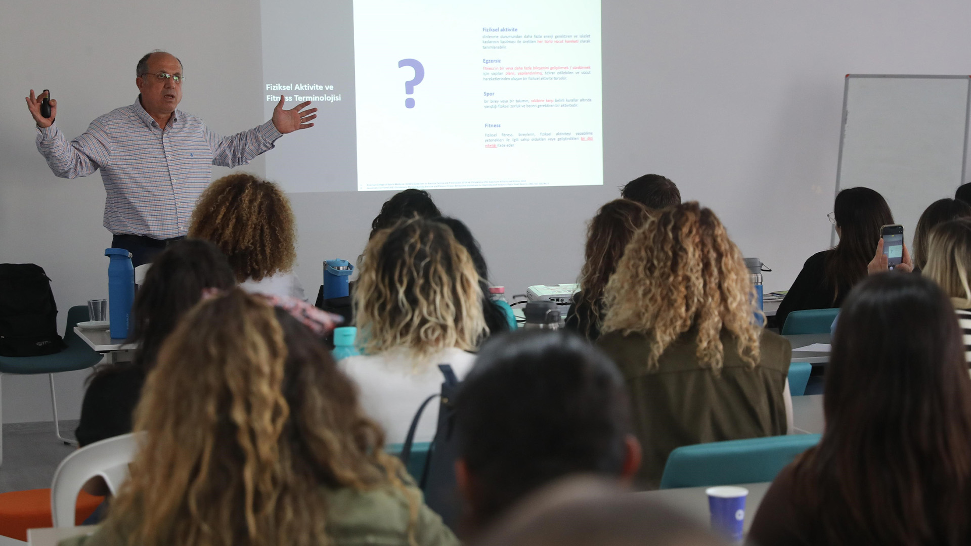 Egitmenlerbilgilendiriliyor