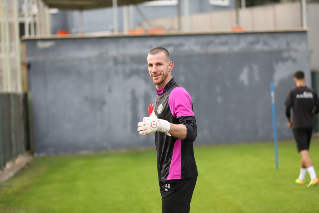 Futbolcularinisteklihalidikkatcekti