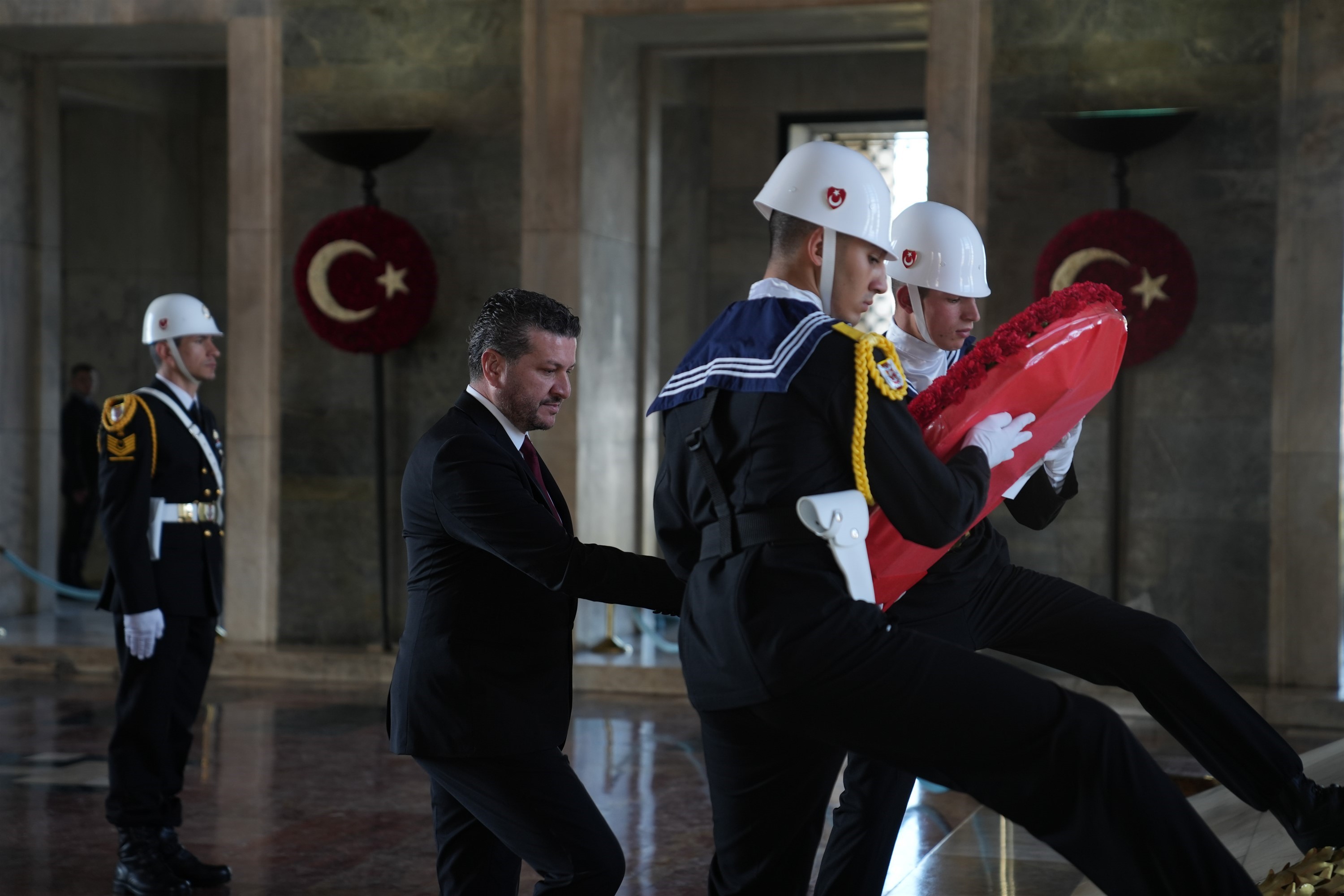 Gencisinsanlaridernegiankarayagitti