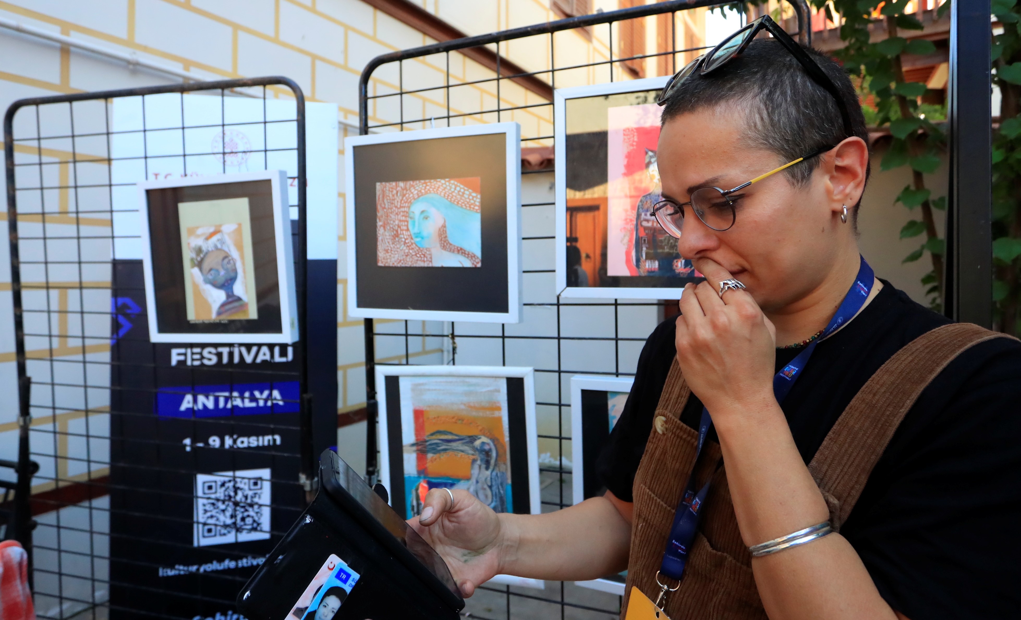 Iranliressamin150Eserikaybolduonlarbenimhayatimdedi