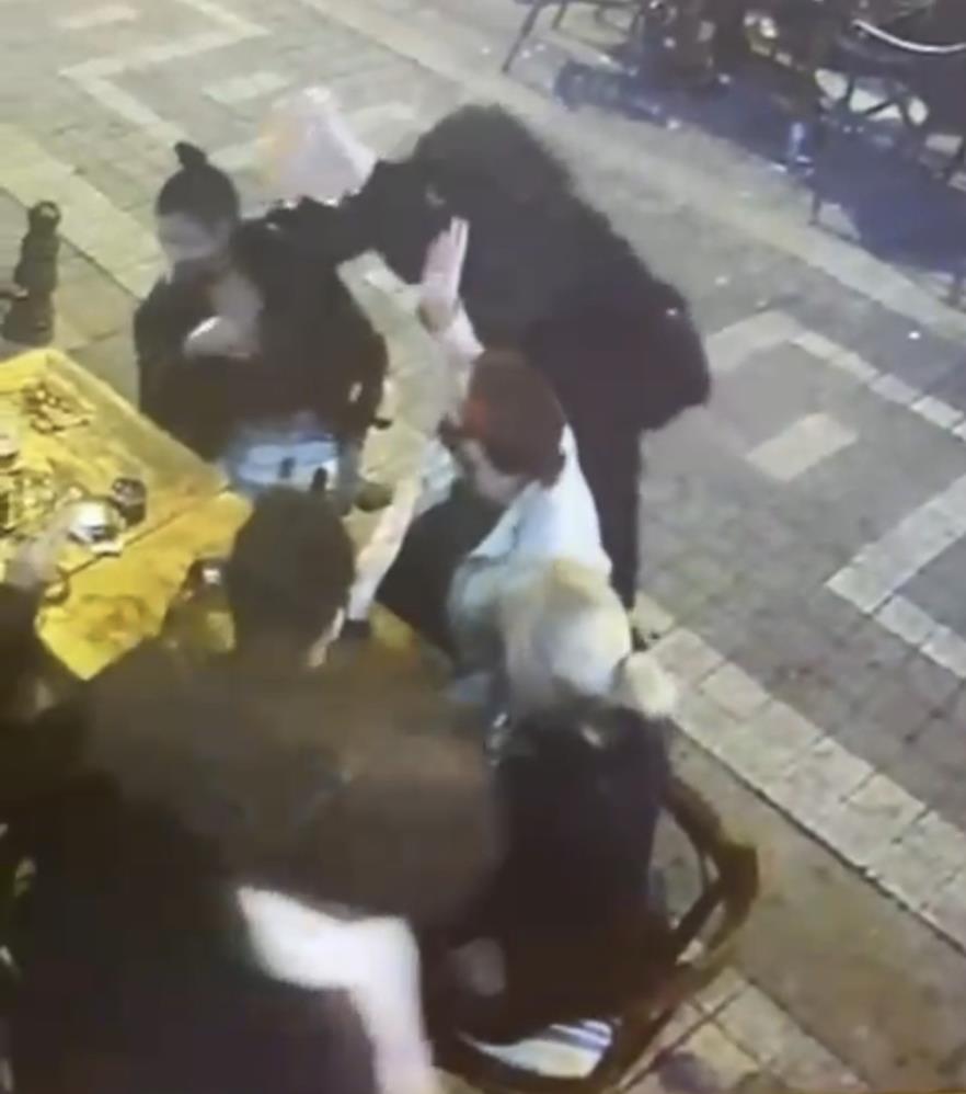 Kadikoydegenckadininyuzunuyakti