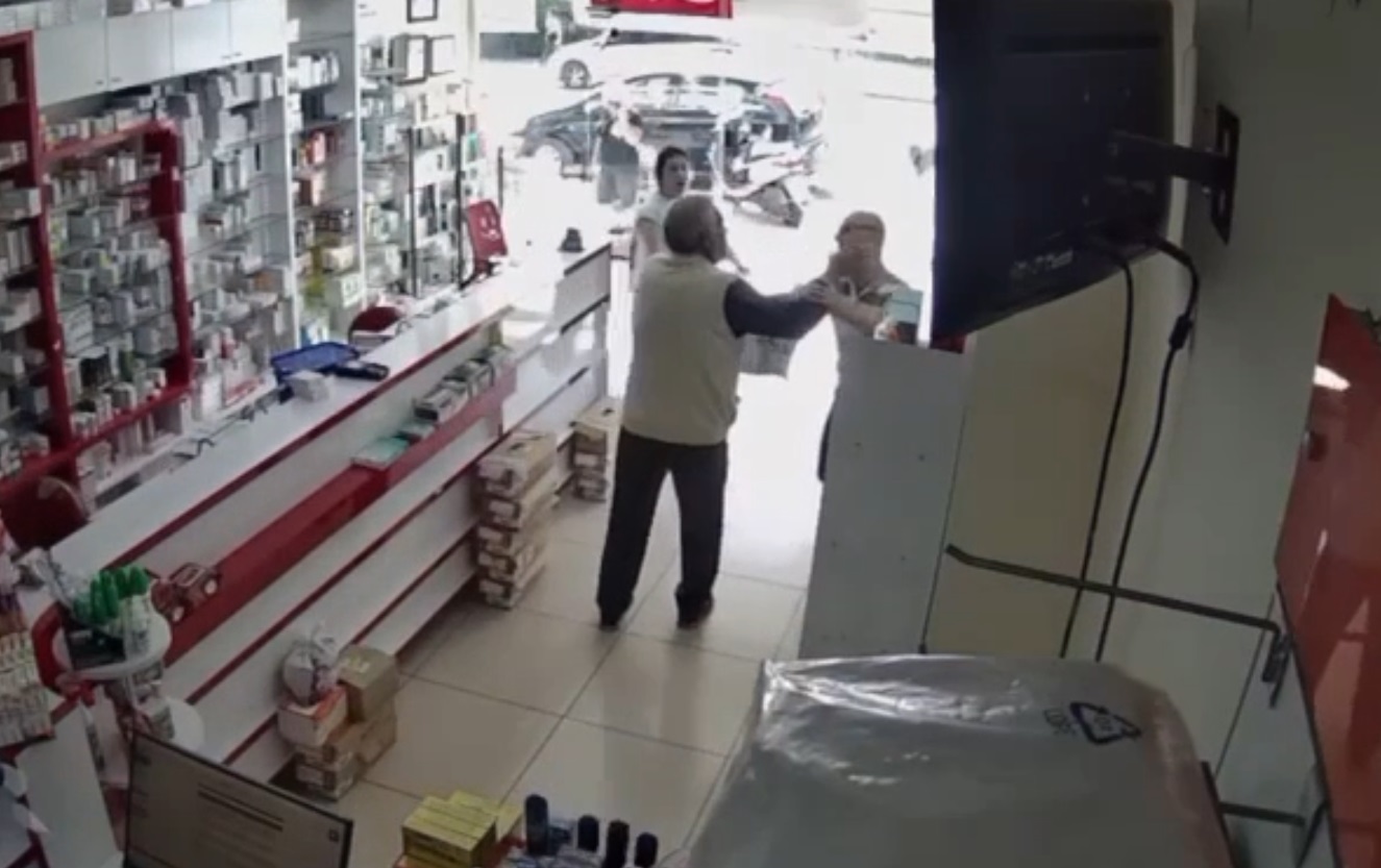 Mersindeteknisyenesaldirmistioncesiortayaciktibabasitartaklanmis