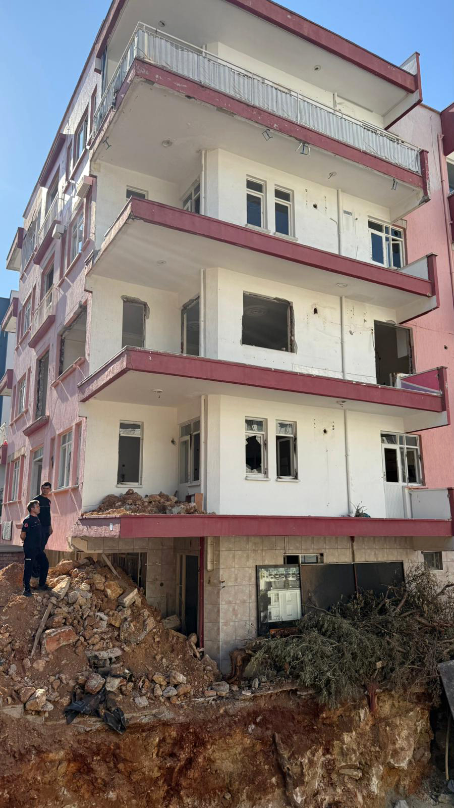 Metrykbinadacansizbedenbulundu