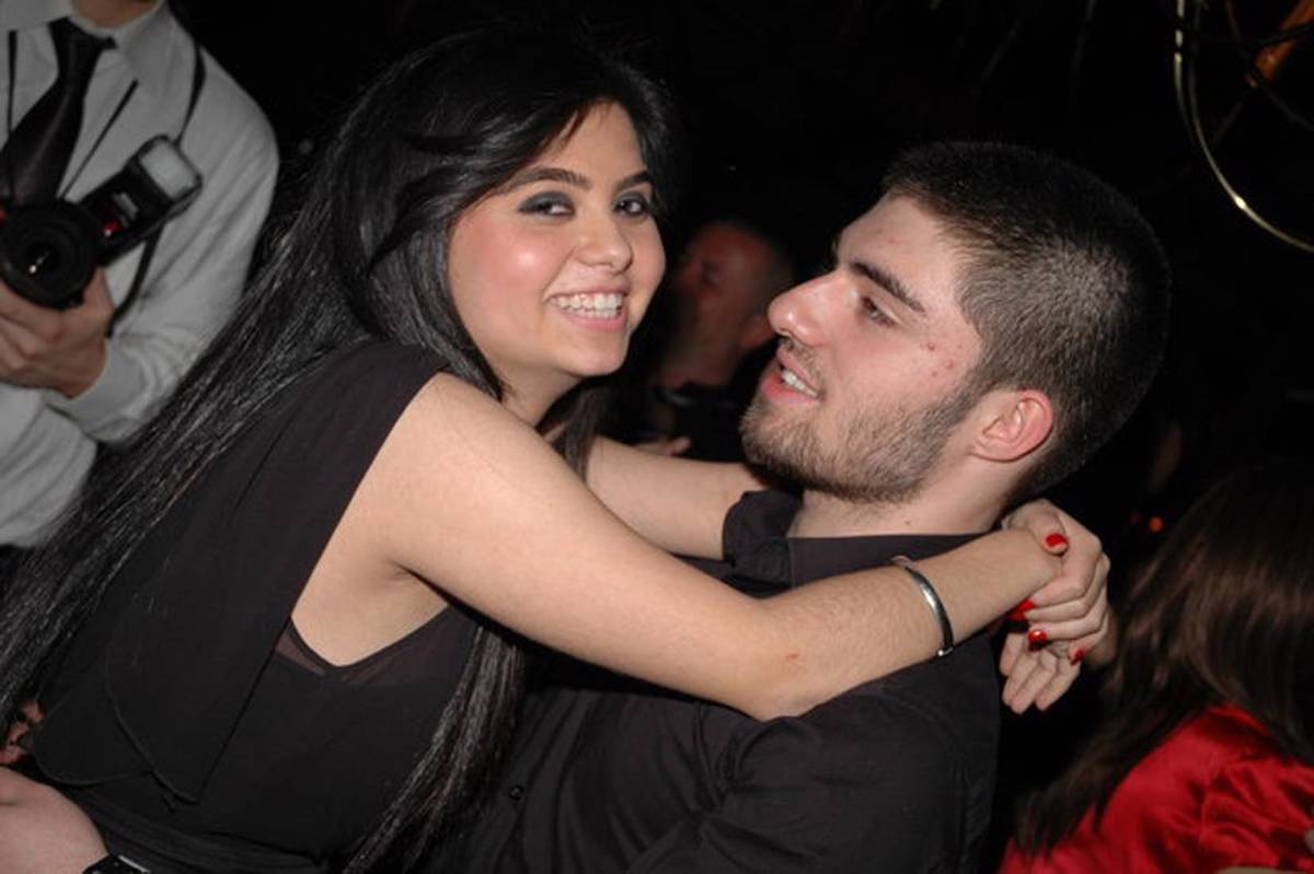 Munevverkarabulutunailesitepkigosteri