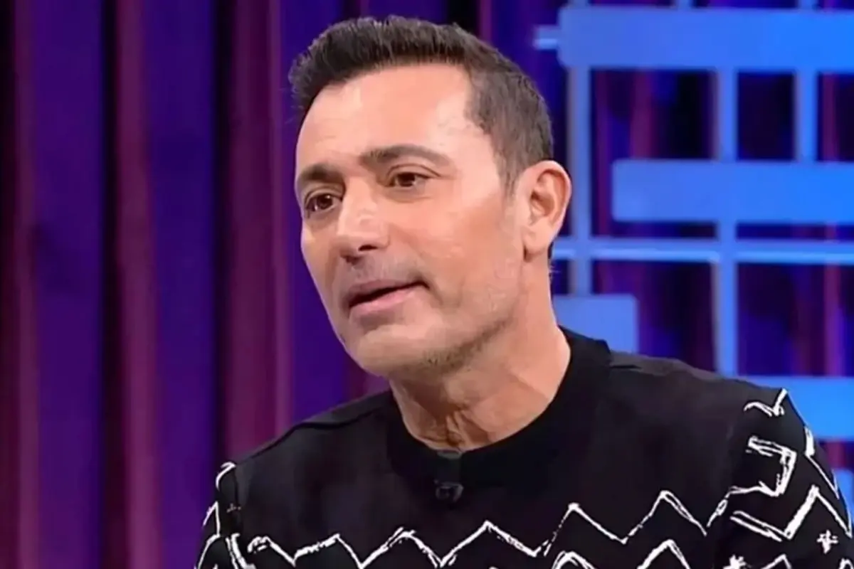 Mustafasandalnedensinirlendi