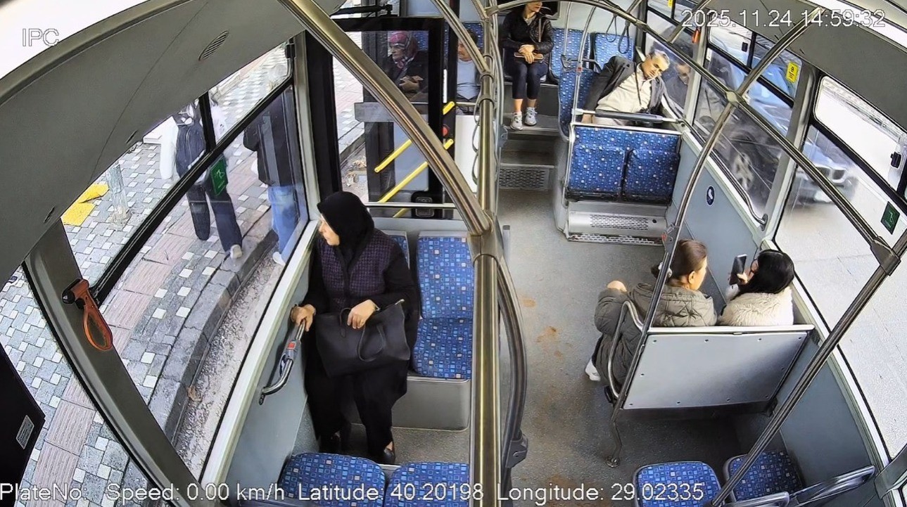 Otobustehareketlianlaryolcuicinzamanlayaristi