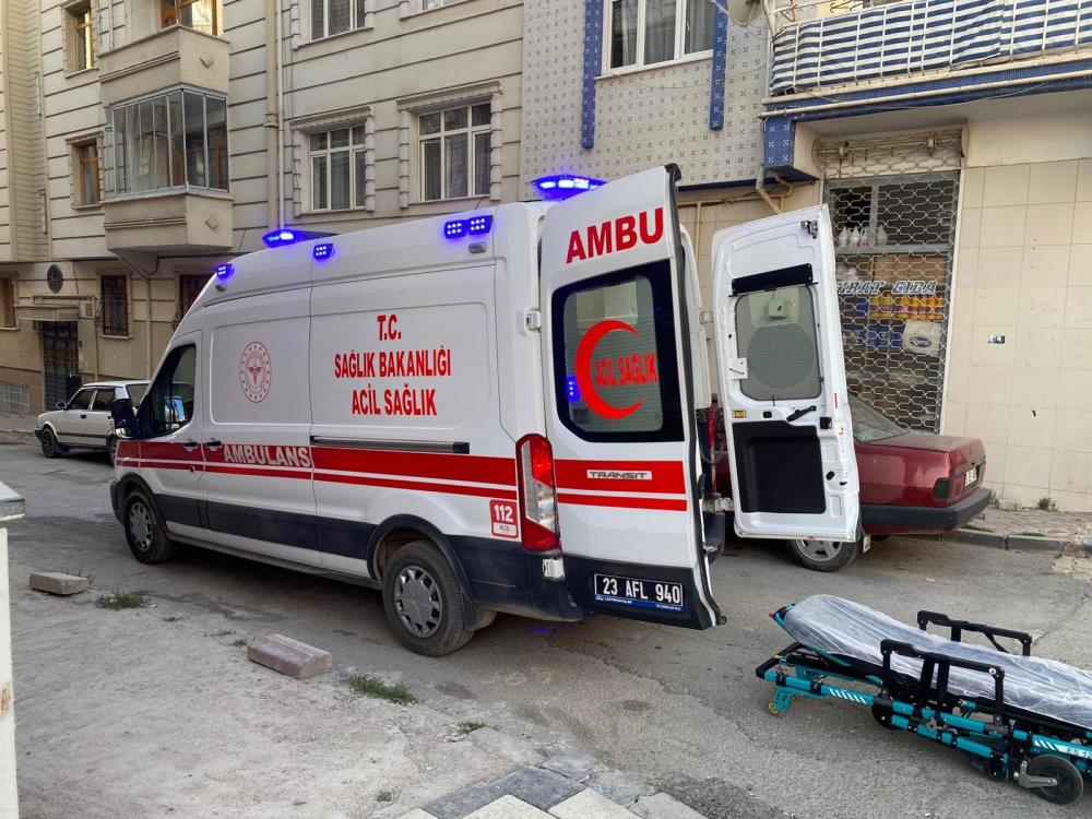 Psikolojiksorunlarıolankadıncocuklarınıngozuonundecanınakıydı