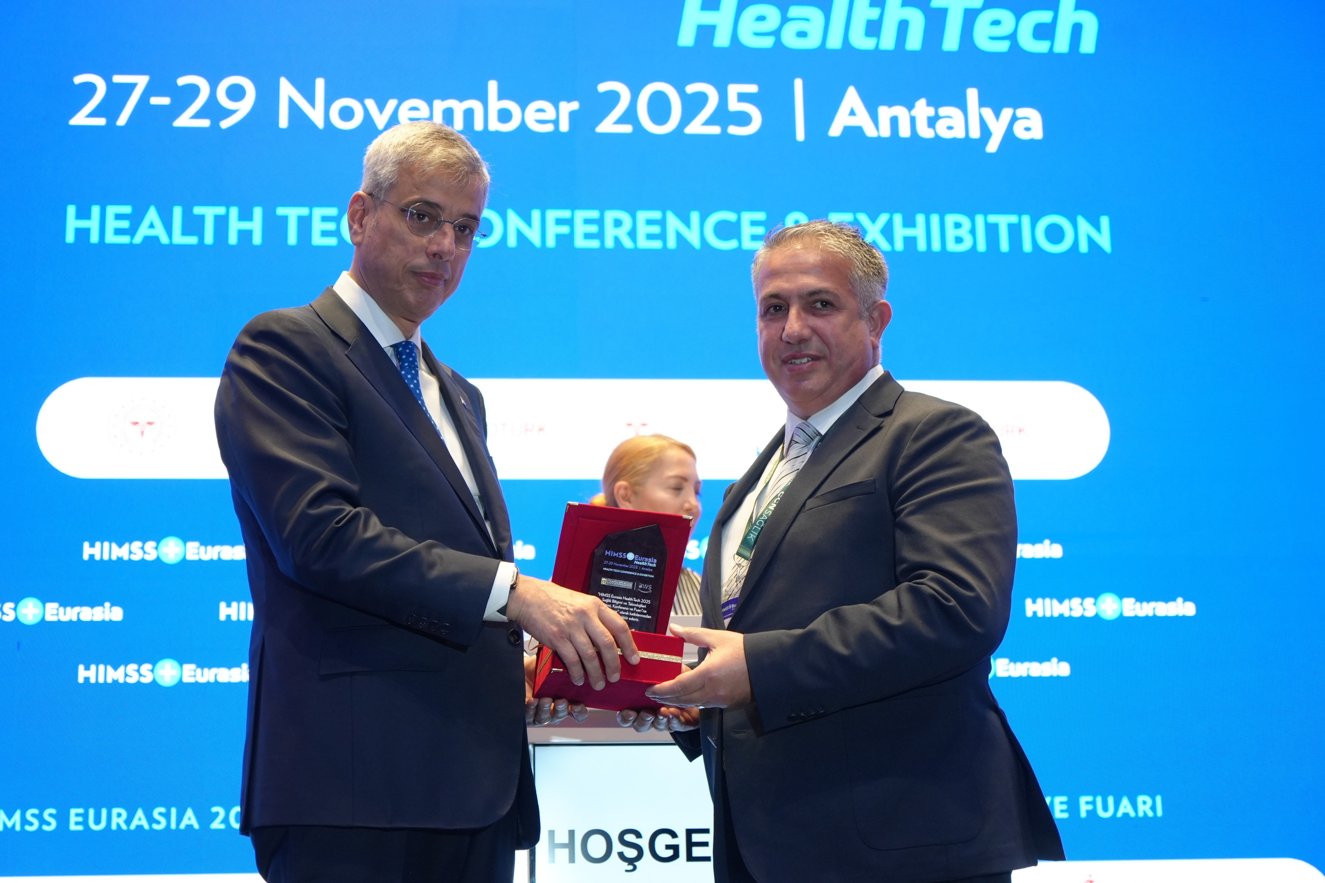 Saglikbakanimemisohgluaynibasarihikayesiniyazacagiz