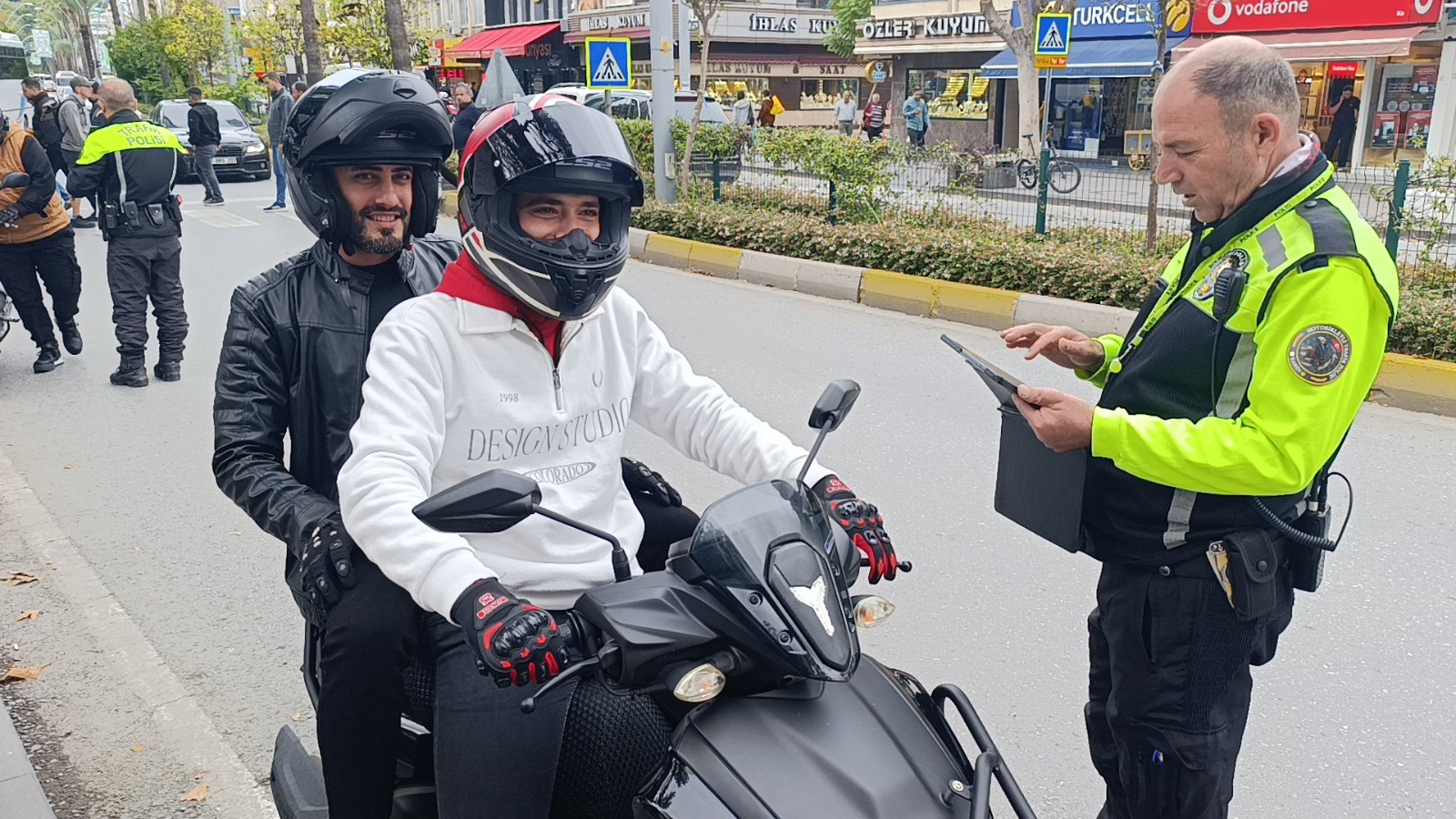 Trafigetehlikeyeatti