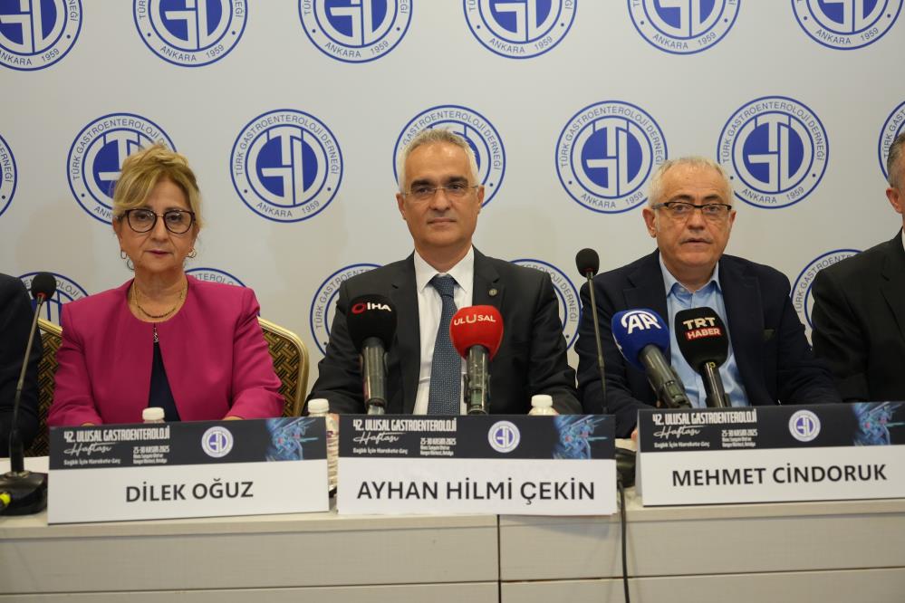 Turkiyeningizlisaglıkkrizi4Kisiden1Iriskte