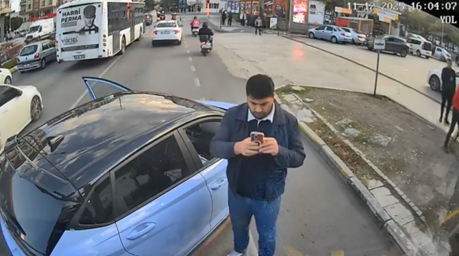 Yolcularincigliklariotobusuinletti