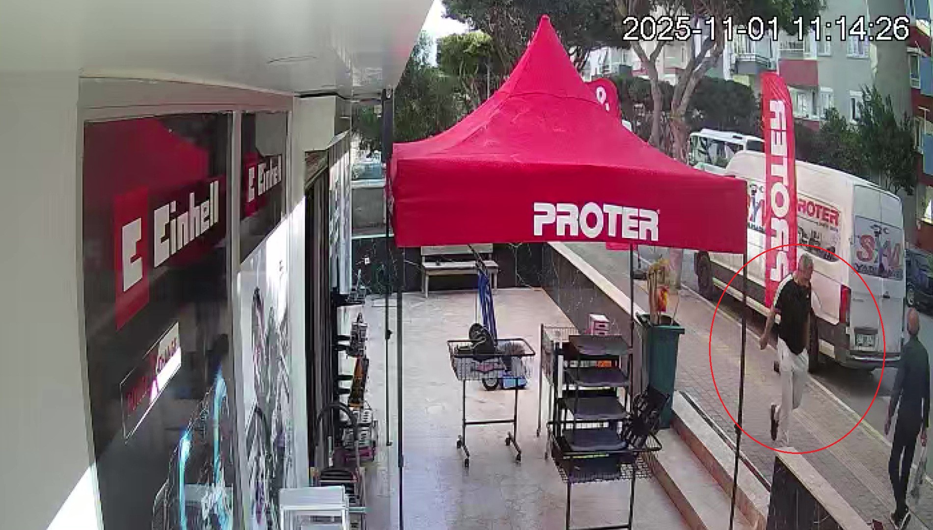 Yoldangecenadamibicaklamistidedektifgibiaranipyakalandi