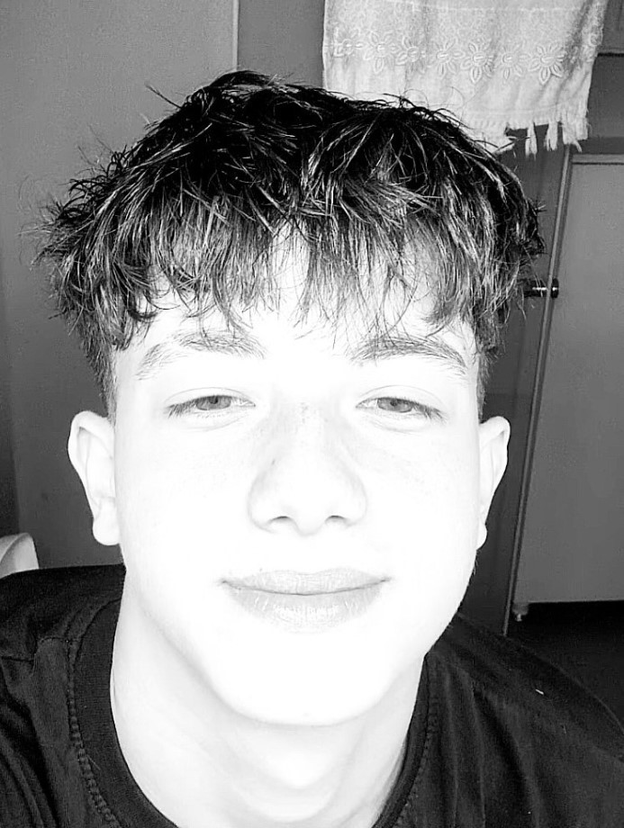 13Yasindakicocukattigiyumruklacanaldi